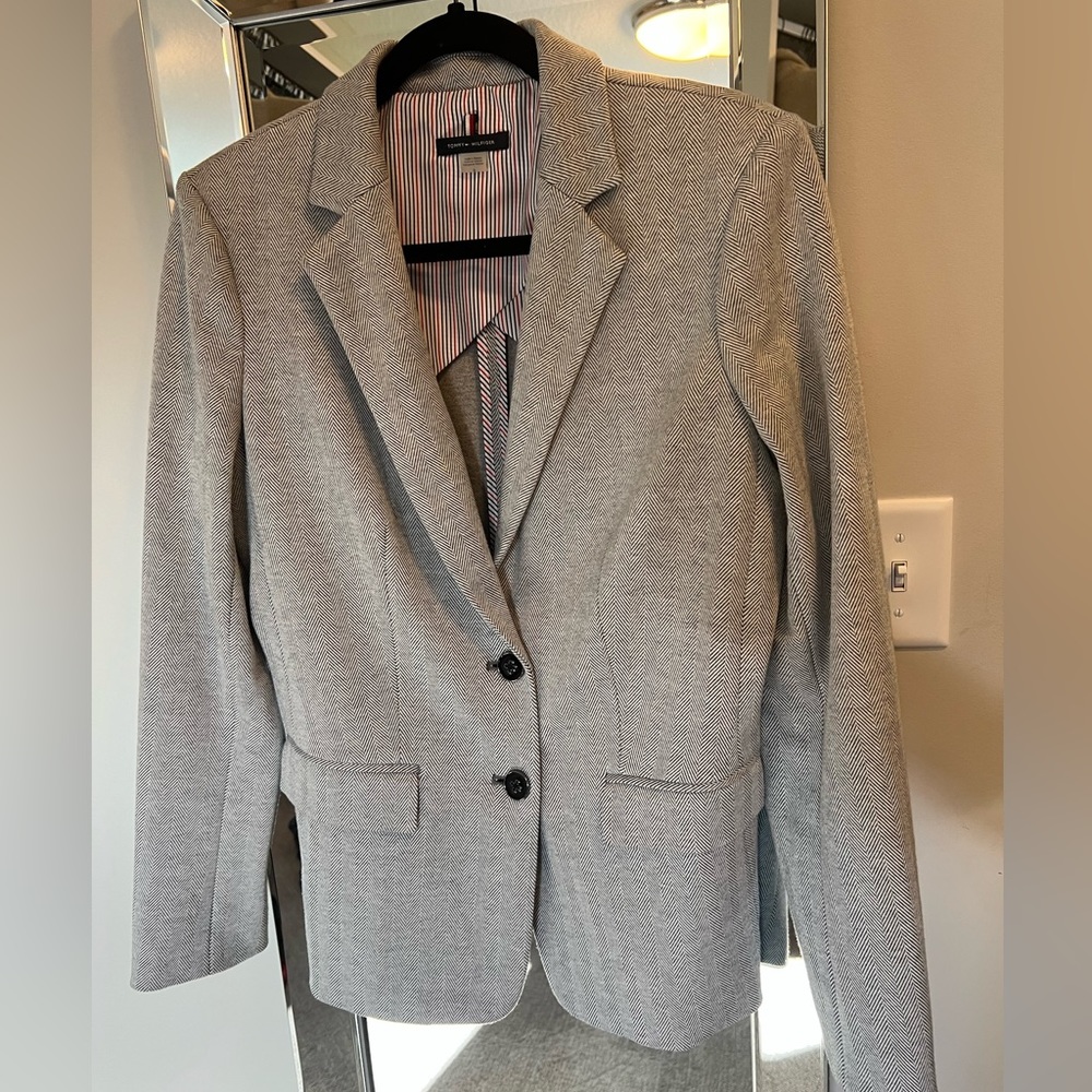 Tommy Hilfiger ladies suit jacket, chevron pattern